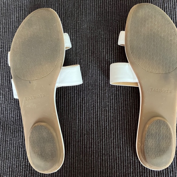 Two (2) pair summer Talbots Slides - Navy and White - Picture 2 of 8